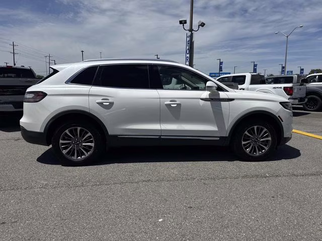 2023 White Metallic Lincoln Nautilus Standard AWD SUV