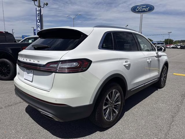 2023 White Metallic Lincoln Nautilus Standard AWD SUV