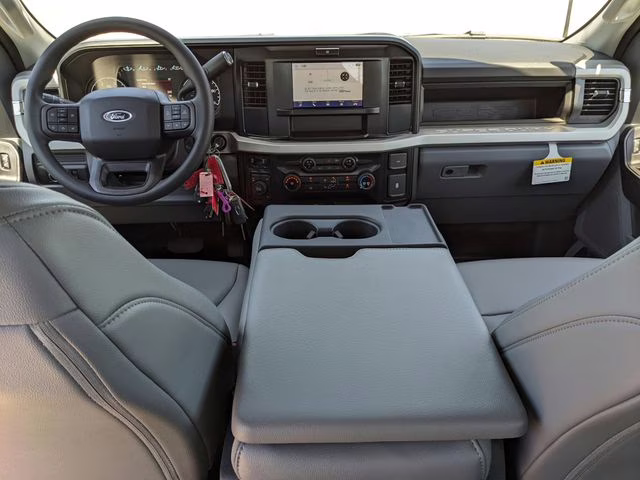 2026 Oxford White Ford Super Duty F-450 DRW XL 4X4 Chassis