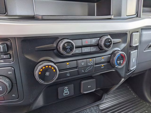 2026 Oxford White Ford Super Duty F-450 DRW XL 4X4 Chassis
