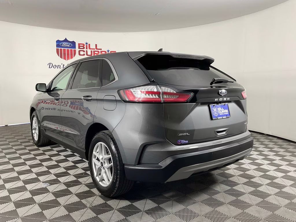 2024 Gray Metallic Ford Edge SEL AWD SUV