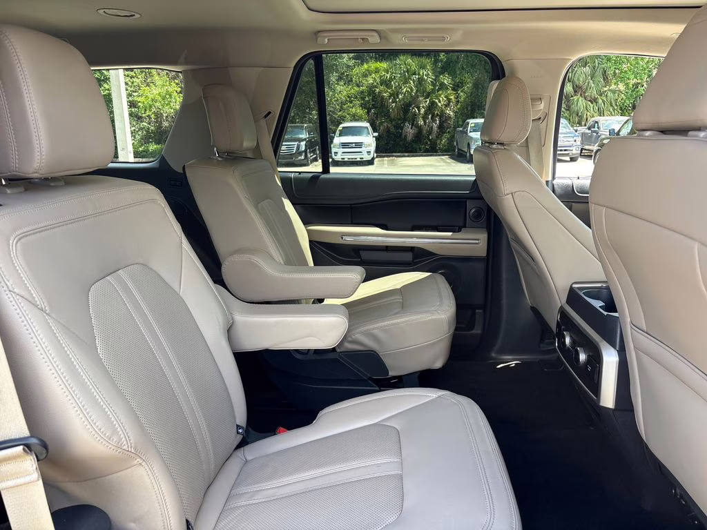 2023 Dark Matter Metallic Ford Expedition Limited RWD SUV