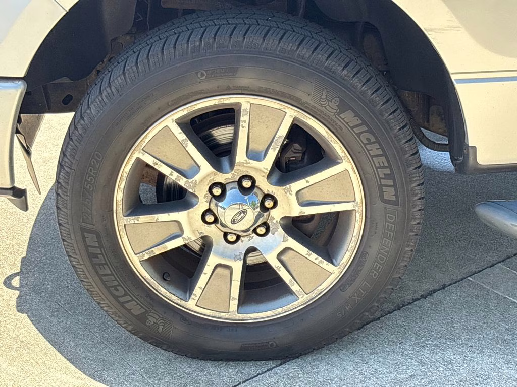 2014 Ingot Silver Ford F-150 STX 4X4 Truck