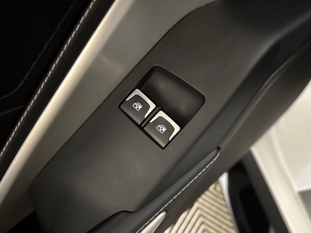 2019 Arctic White Chevrolet Corvette Z06 RWD Coupe