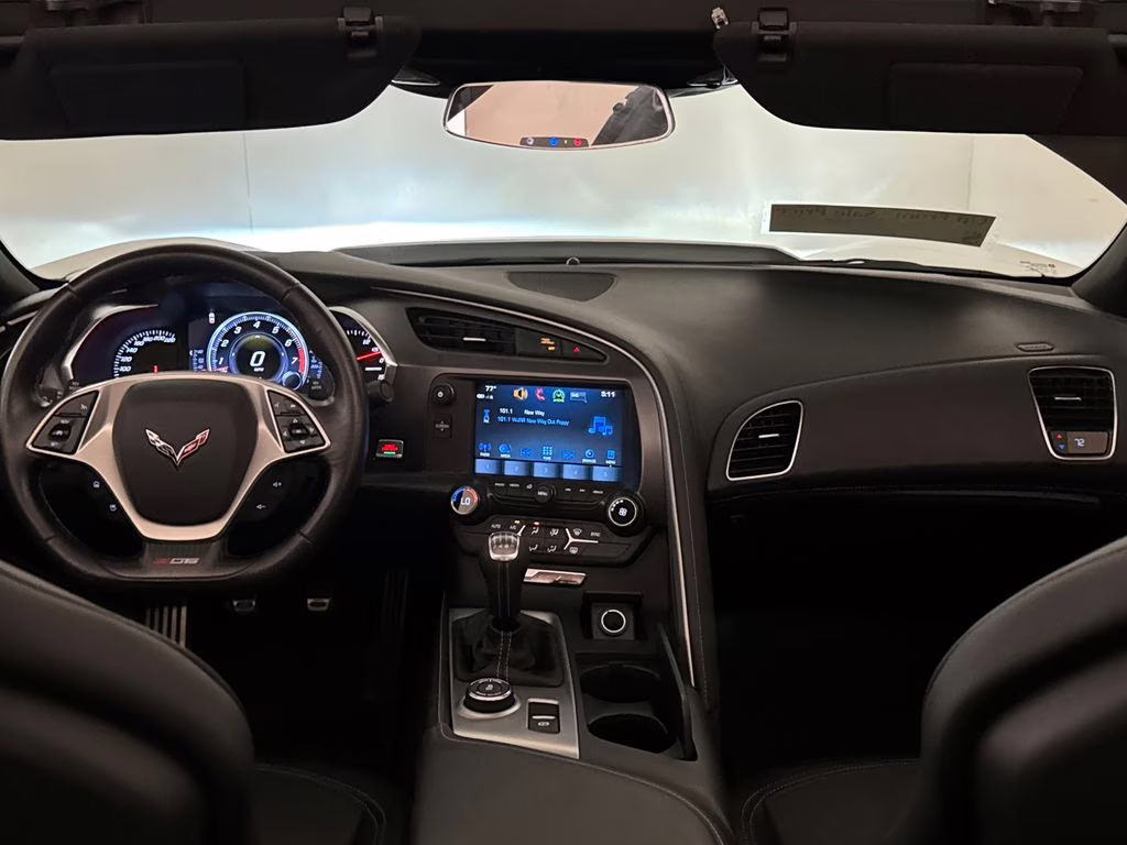 2019 Arctic White Chevrolet Corvette Z06 RWD Coupe