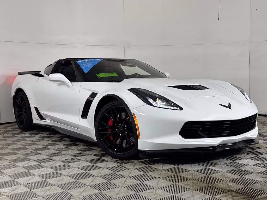 2019 Arctic White Chevrolet Corvette Z06 RWD Coupe