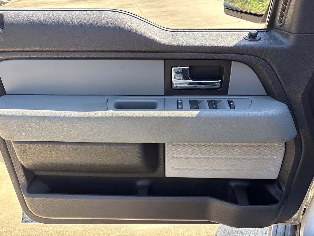 2014 Ingot Silver Ford F-150 STX 4X4 Truck