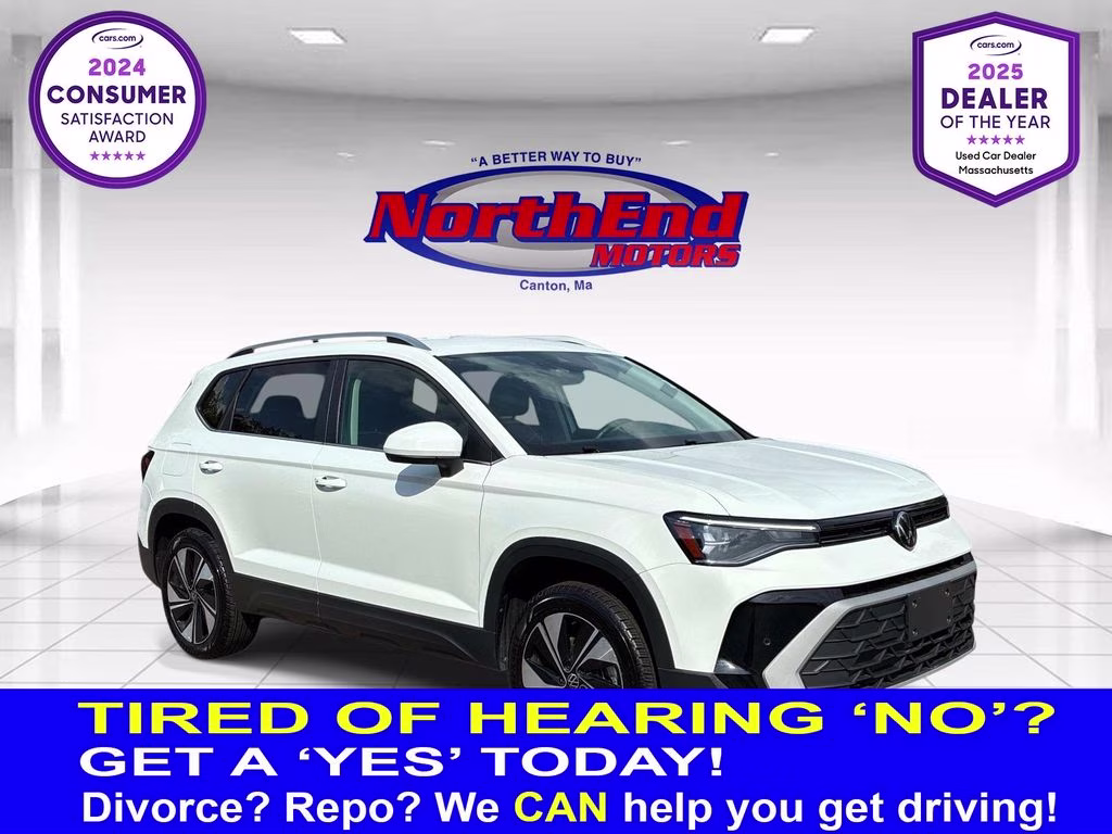 2025 White Volkswagen Taos 1.5T SE AWD SUV