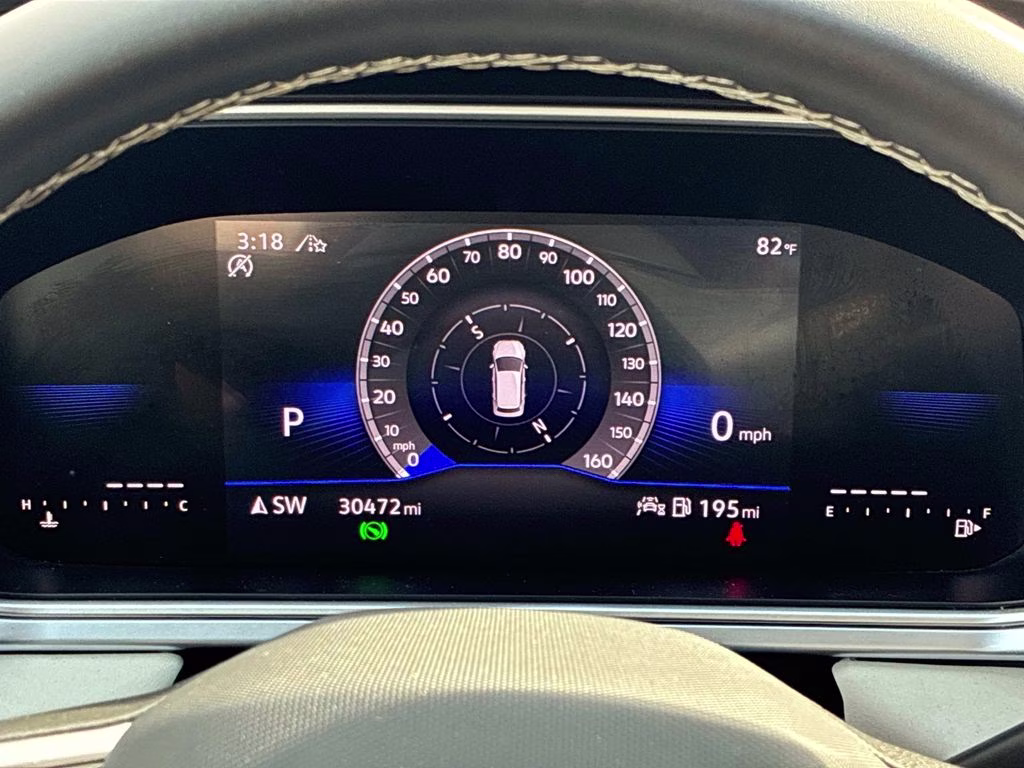 2025 White Volkswagen Taos 1.5T SE AWD SUV