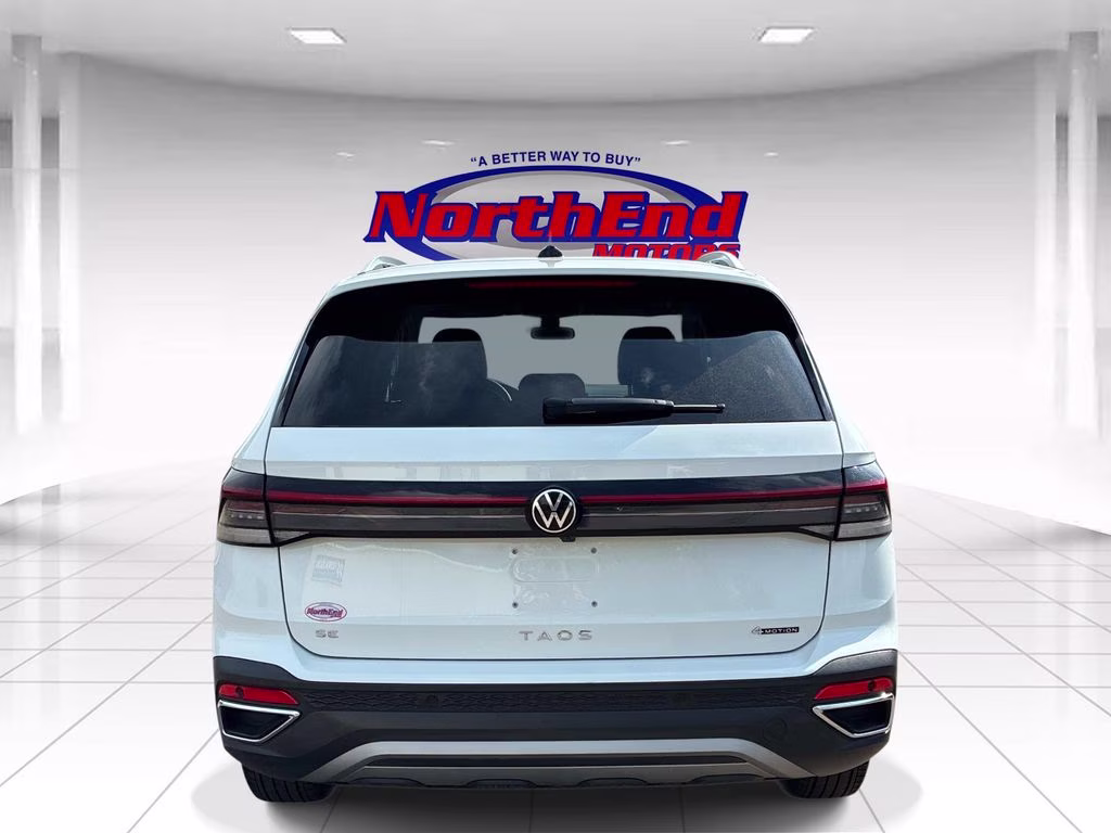 2025 White Volkswagen Taos 1.5T SE AWD SUV