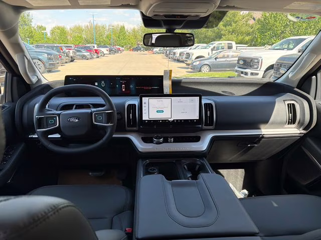 2026 Agate Black Metallic Ford Expedition Active 4X4 SUV