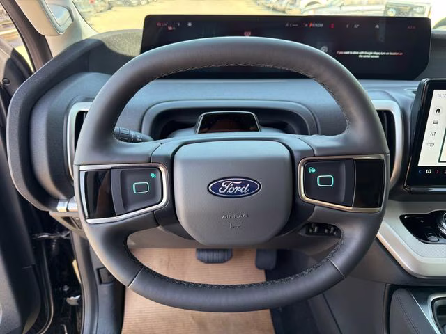 2026 Agate Black Metallic Ford Expedition Active 4X4 SUV