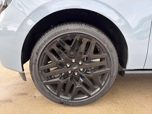 2026 Glacier Gray Metallic Tri-Coat Ford Expedition Platinum 4X4 SUV