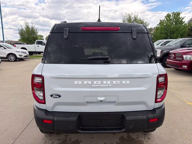 2026 Space White Metallic Ford Bronco Sport Outer Banks 4X4 SUV