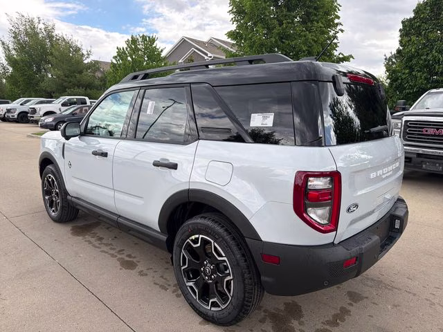 2026 Space White Metallic Ford Bronco Sport Outer Banks 4X4 SUV