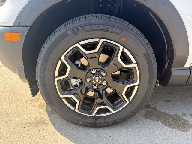 2026 Oxford White Ford Bronco Sport Outer Banks 4X4 SUV