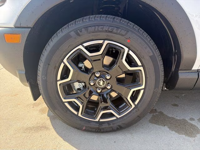 2026 Oxford White Ford Bronco Sport Outer Banks 4X4 SUV