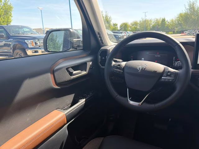 2026 Oxford White Ford Bronco Sport Outer Banks 4X4 SUV
