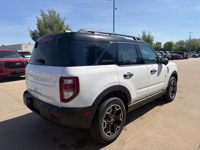 2026 Oxford White Ford Bronco Sport Outer Banks 4X4 SUV