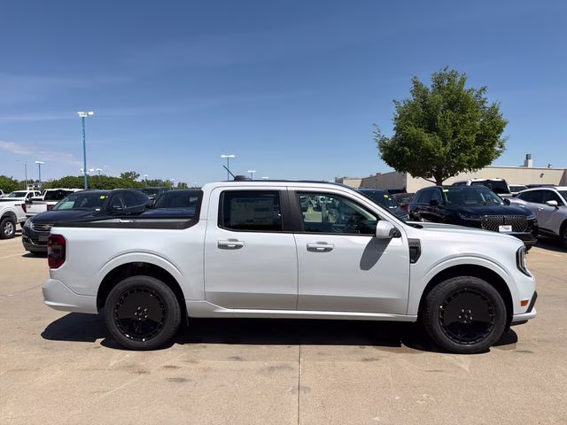 2026 Space White Metallic Ford Maverick Lobo Standard AWD Truck
