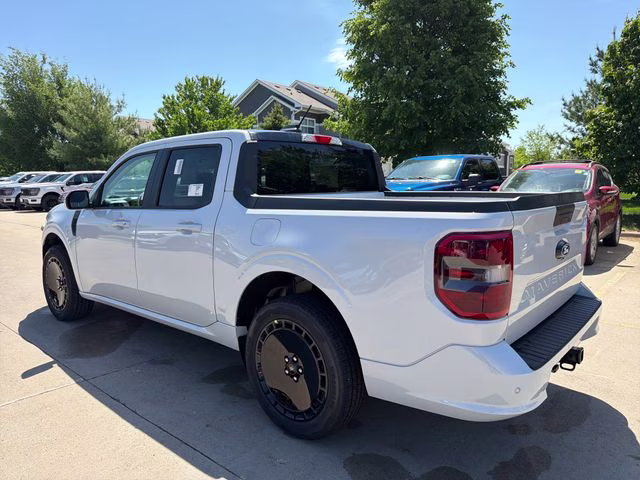 2026 Space White Metallic Ford Maverick Lobo Standard AWD Truck