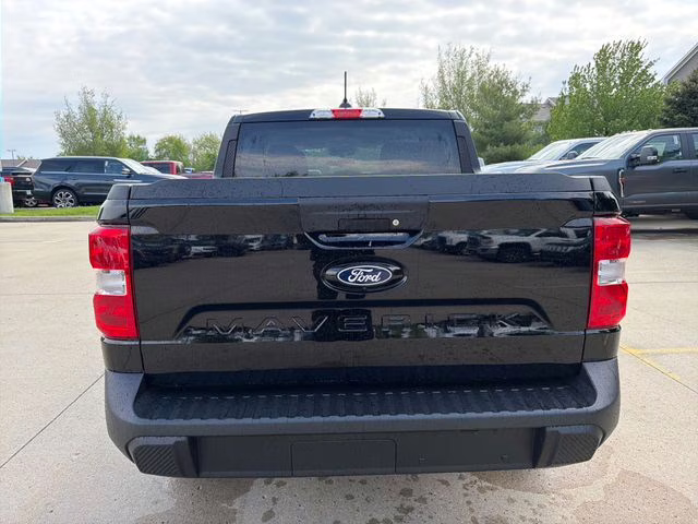 2026 Shadow Black Ford Maverick XL AWD Truck