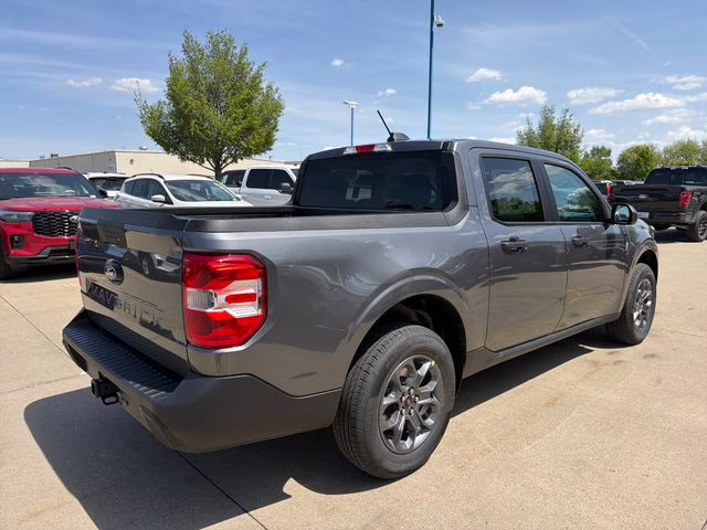 2026 Carbonized Gray Metallic Ford Maverick XLT FWD Truck