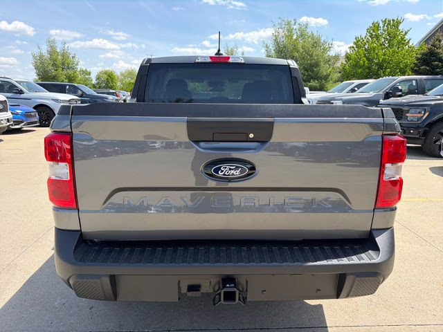 2026 Carbonized Gray Metallic Ford Maverick XLT FWD Truck