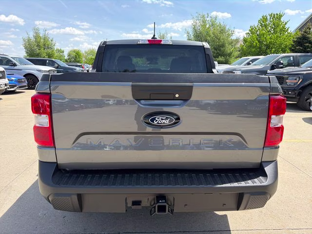 2026 Carbonized Gray Metallic Ford Maverick XLT FWD Truck