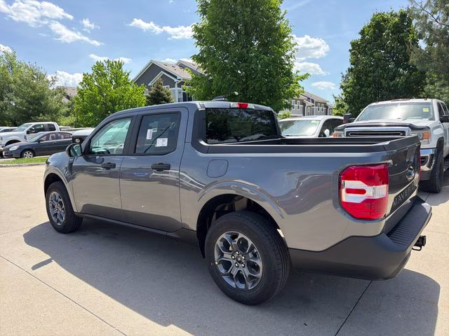 2026 Carbonized Gray Metallic Ford Maverick XLT FWD Truck
