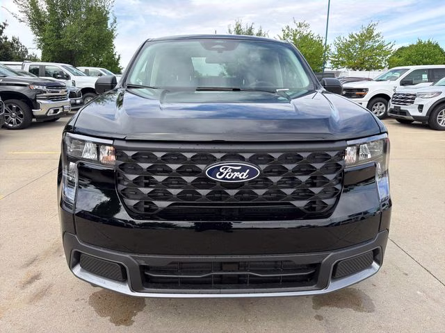 2026 Shadow Black Ford Maverick XLT FWD Truck