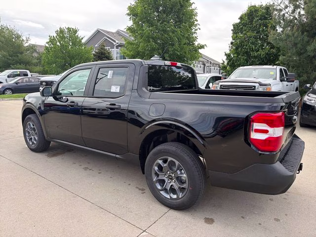 2026 Shadow Black Ford Maverick XLT FWD Truck