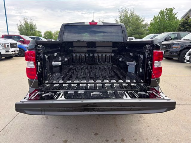2026 Shadow Black Ford Maverick XLT FWD Truck