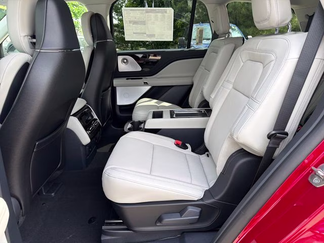 2026 Red Carpet Tinted Clearcoat Lincoln Aviator Reserve AWD SUV