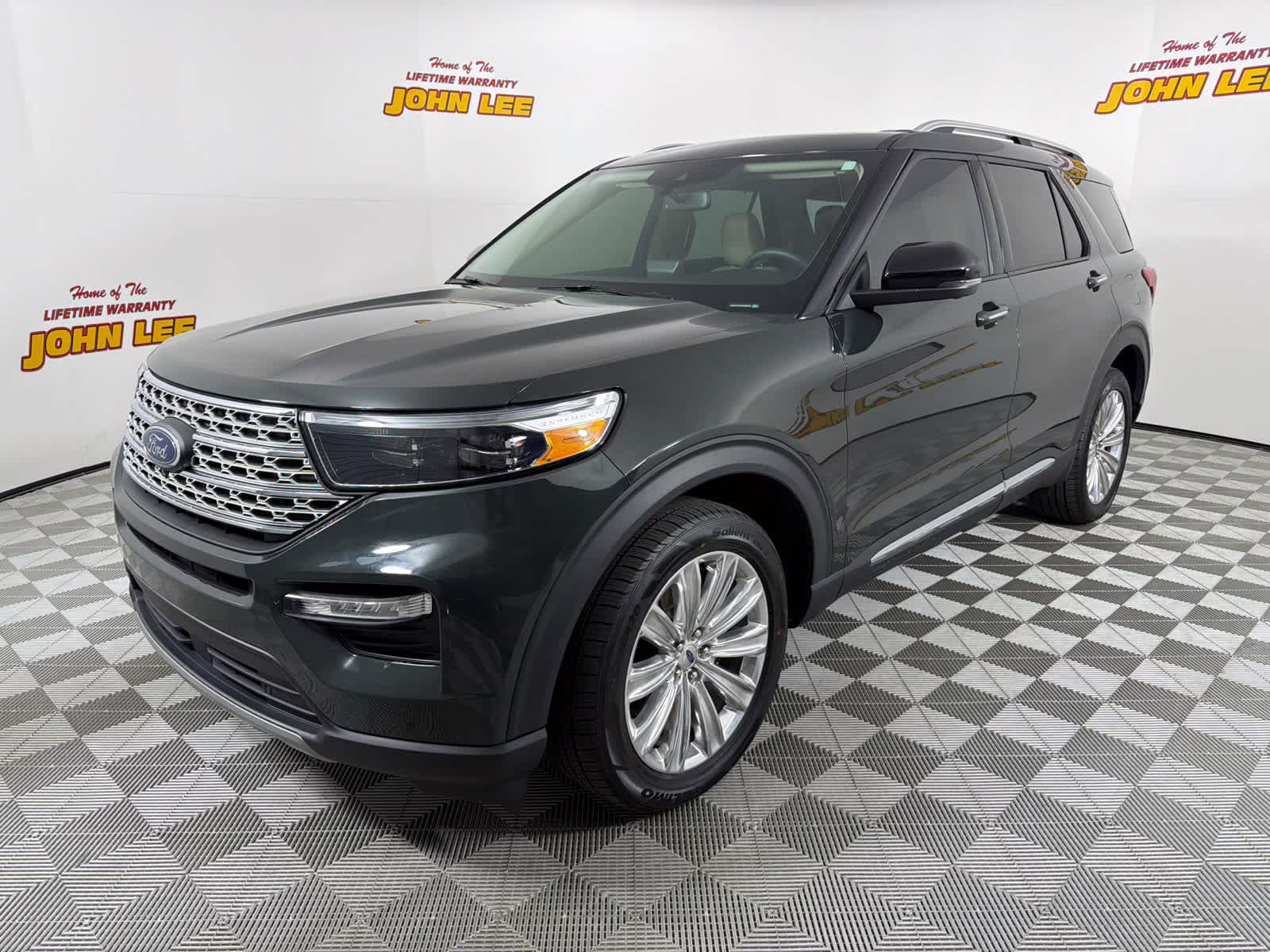 2023 Ford Explorer