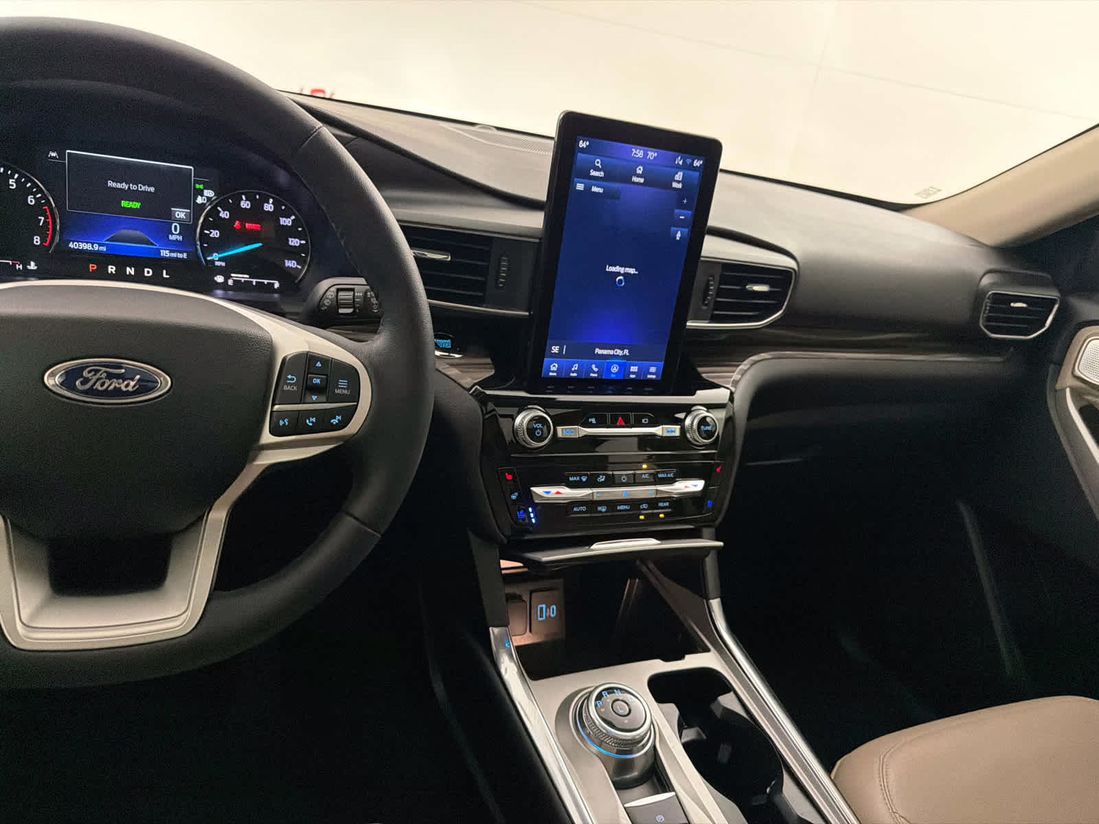 2023 Forged Green Metallic Ford Explorer Limited RWD SUV