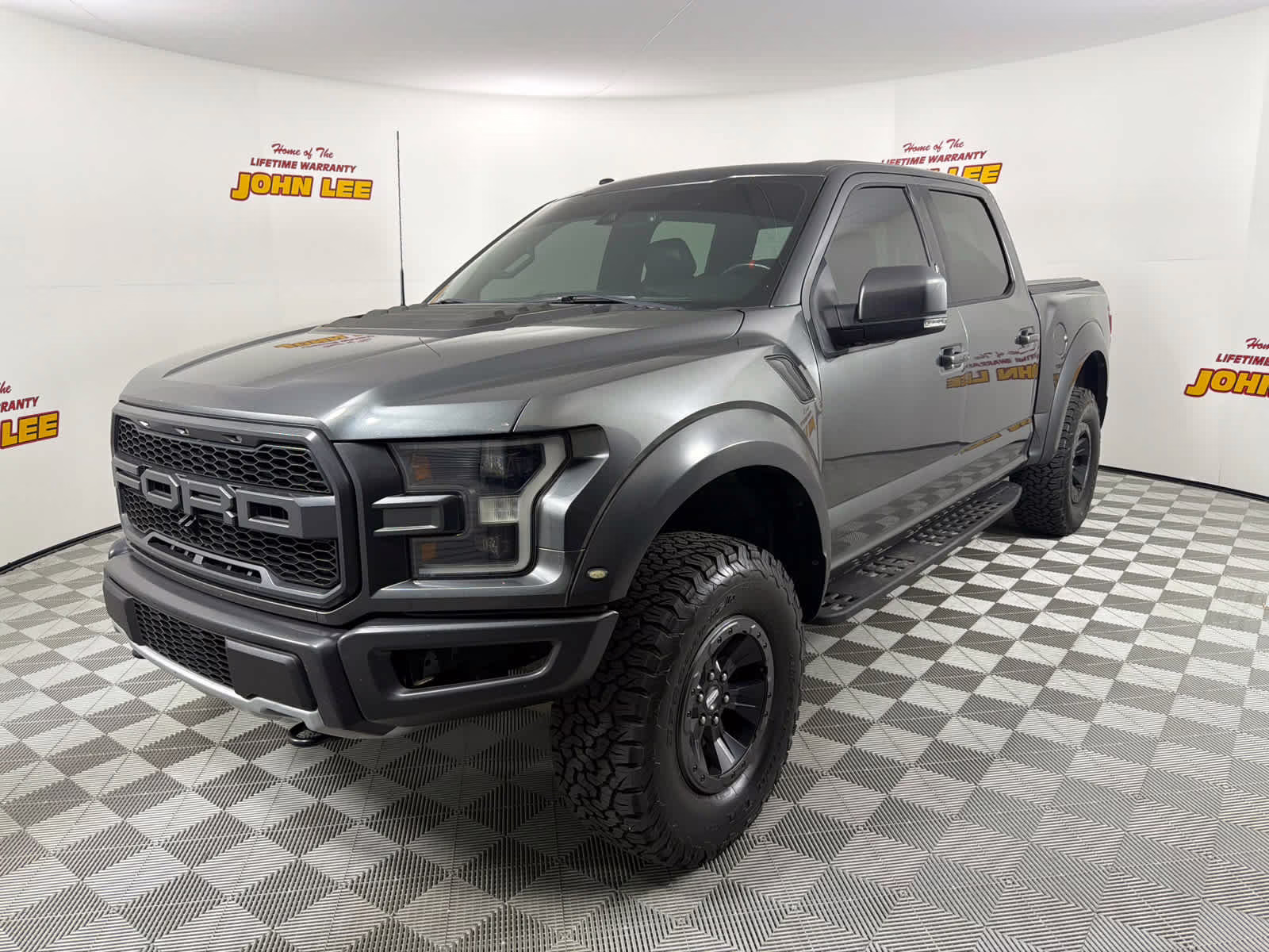 2018 Magnetic Metallic Ford F-150 Raptor 4X4 Truck