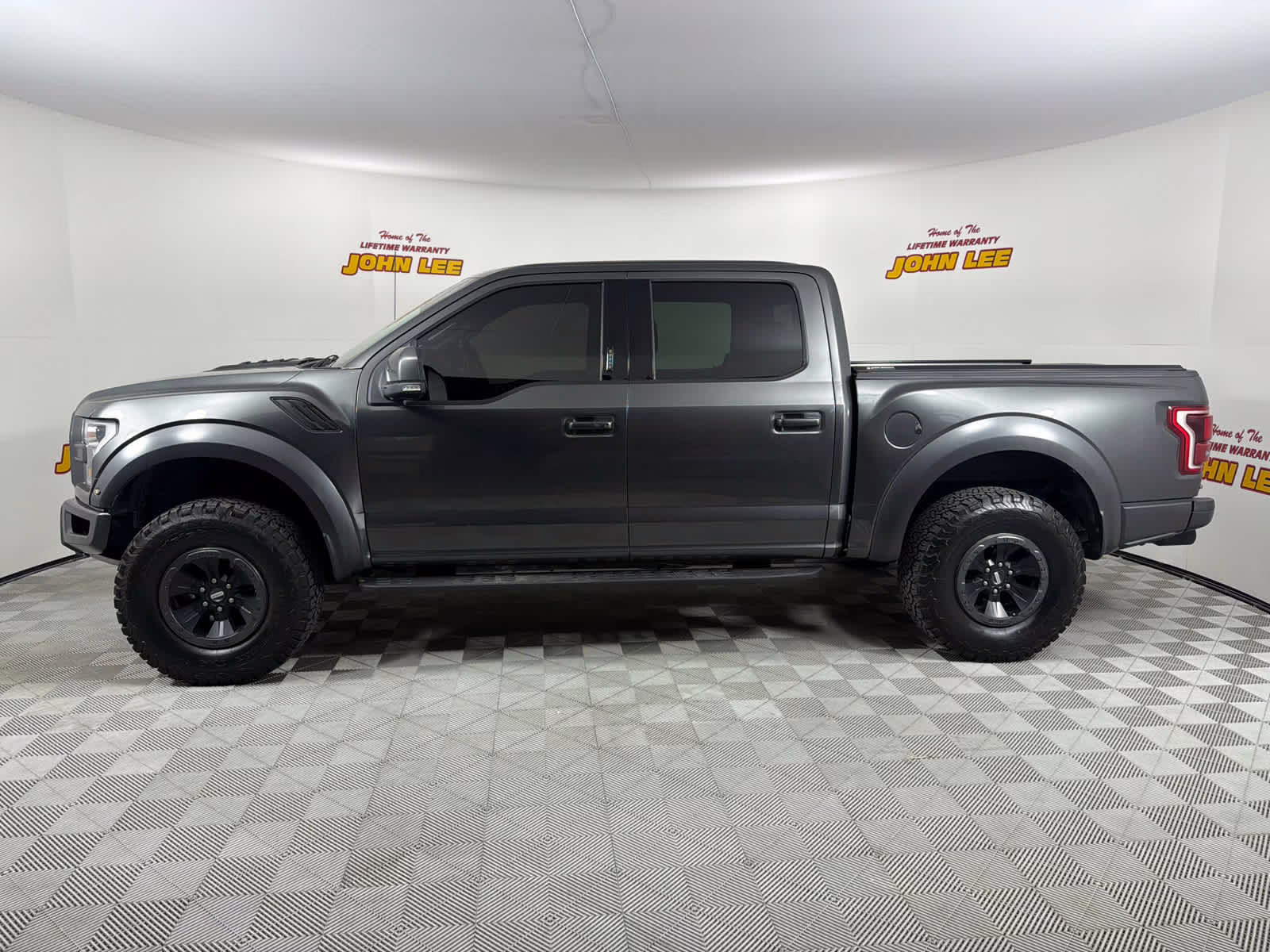 2018 Magnetic Metallic Ford F-150 Raptor 4X4 Truck