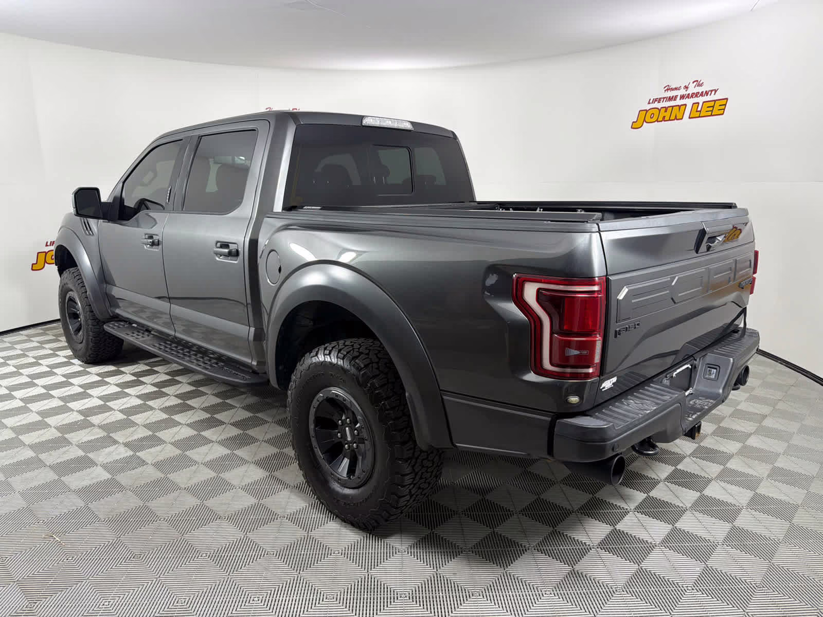 2018 Magnetic Metallic Ford F-150 Raptor 4X4 Truck