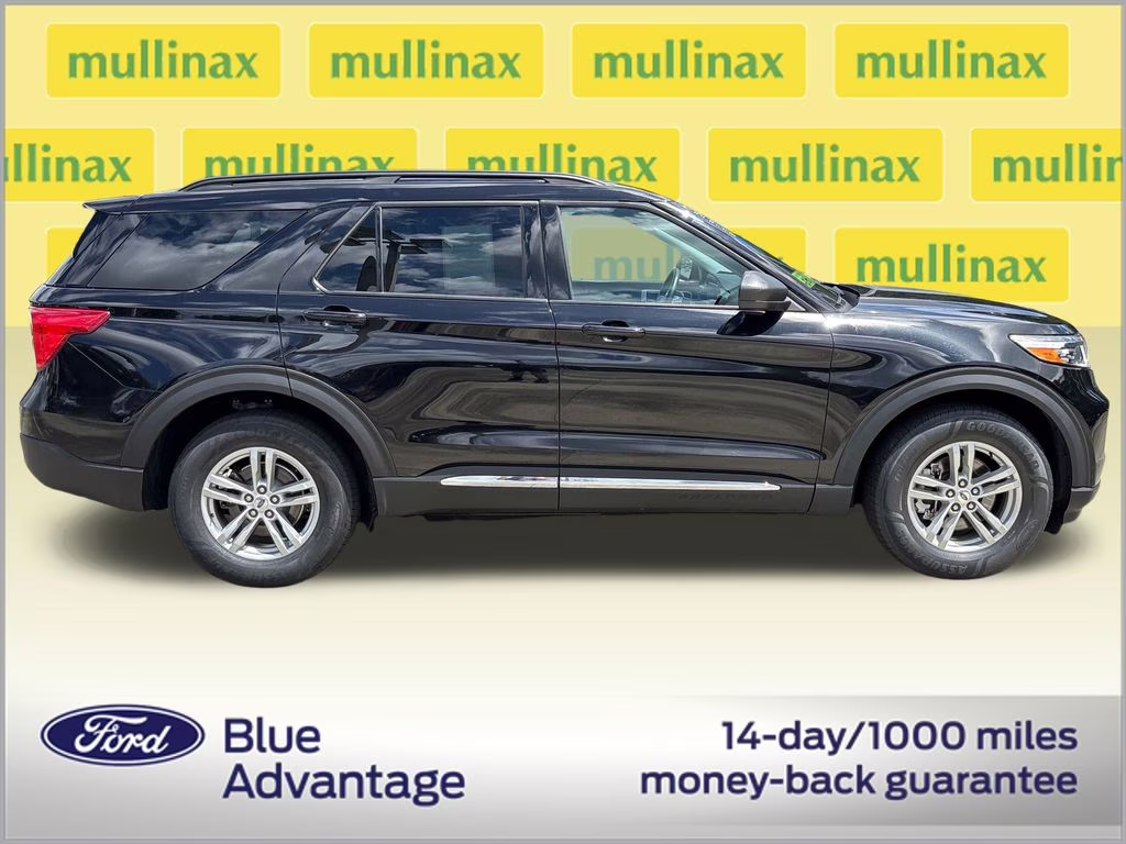2023 Agate Black Metallic Ford Explorer XLT 4X4 SUV