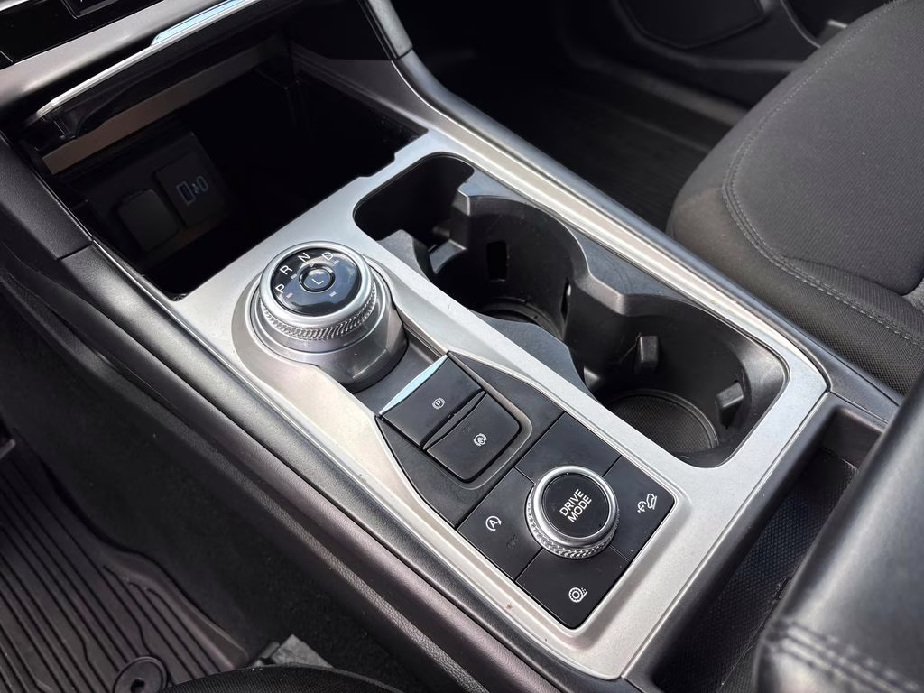2023 Agate Black Metallic Ford Explorer XLT 4X4 SUV
