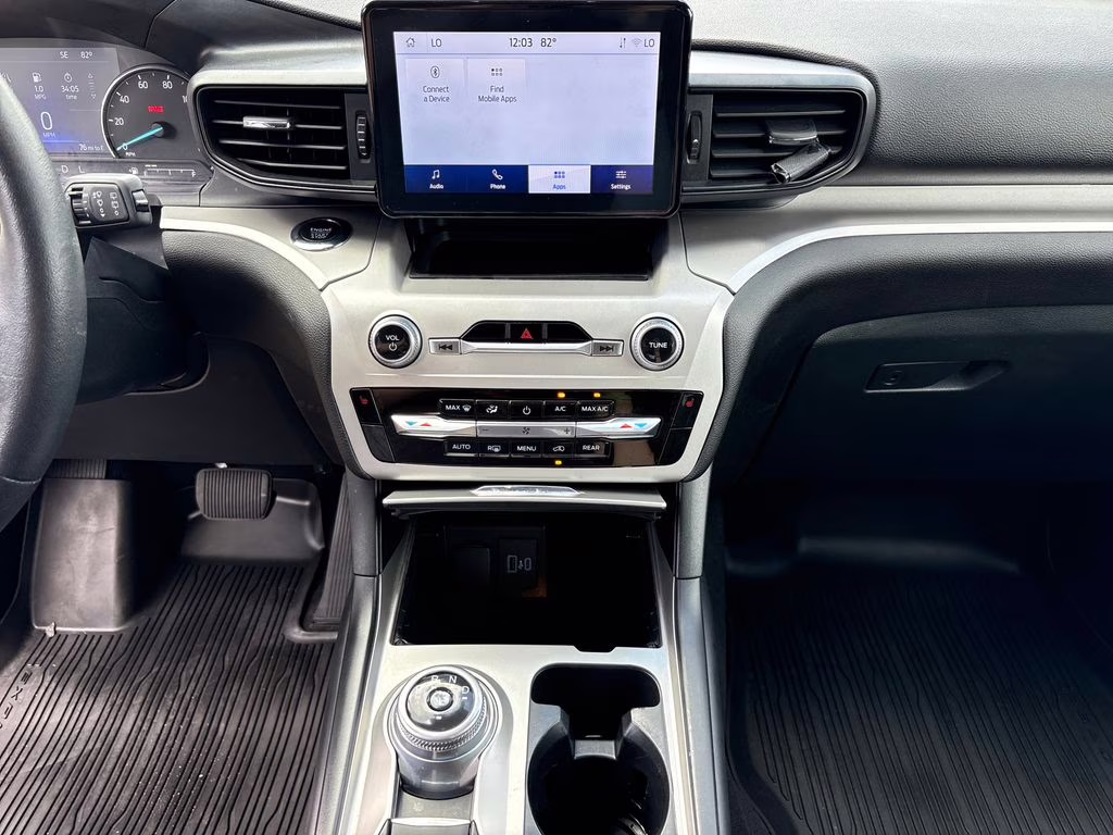 2023 Agate Black Metallic Ford Explorer XLT 4X4 SUV