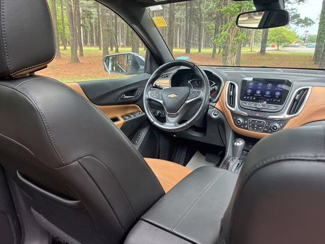2020 Iridescent Pearl Tricoat Chevrolet Equinox Premier FWD SUV