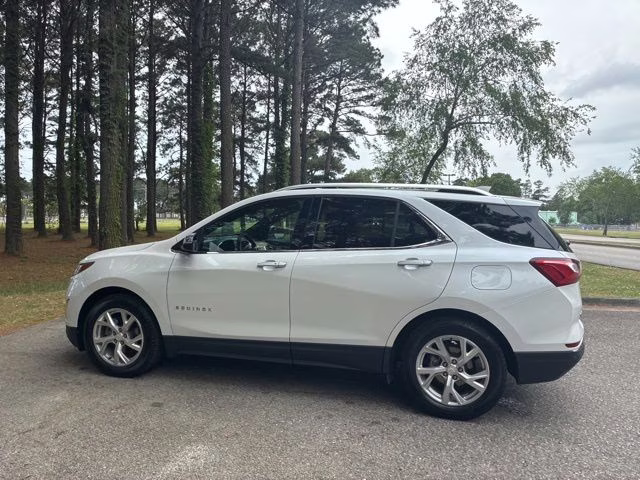 2020 Iridescent Pearl Tricoat Chevrolet Equinox Premier FWD SUV
