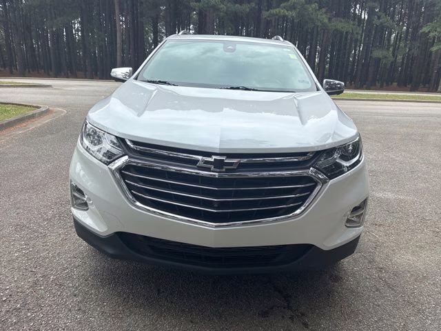 2020 Iridescent Pearl Tricoat Chevrolet Equinox Premier FWD SUV