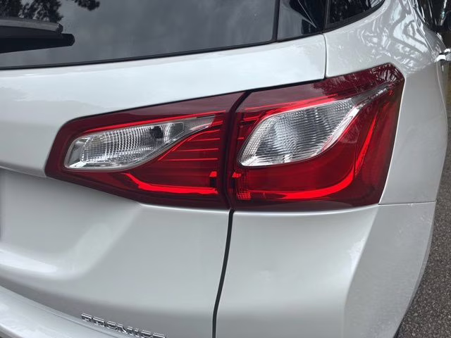 2020 Iridescent Pearl Tricoat Chevrolet Equinox Premier FWD SUV