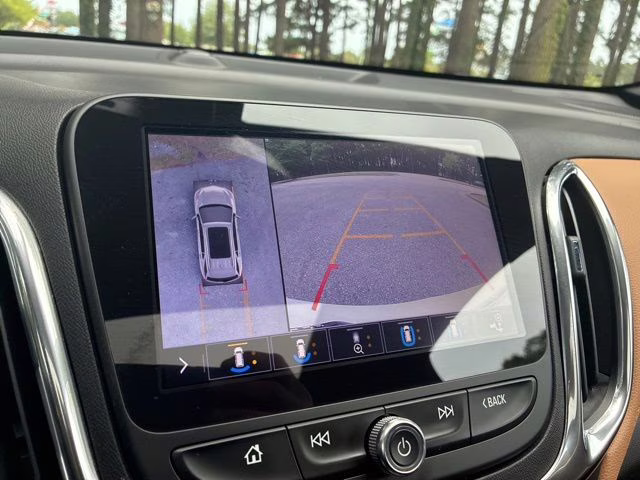 2020 Iridescent Pearl Tricoat Chevrolet Equinox Premier FWD SUV