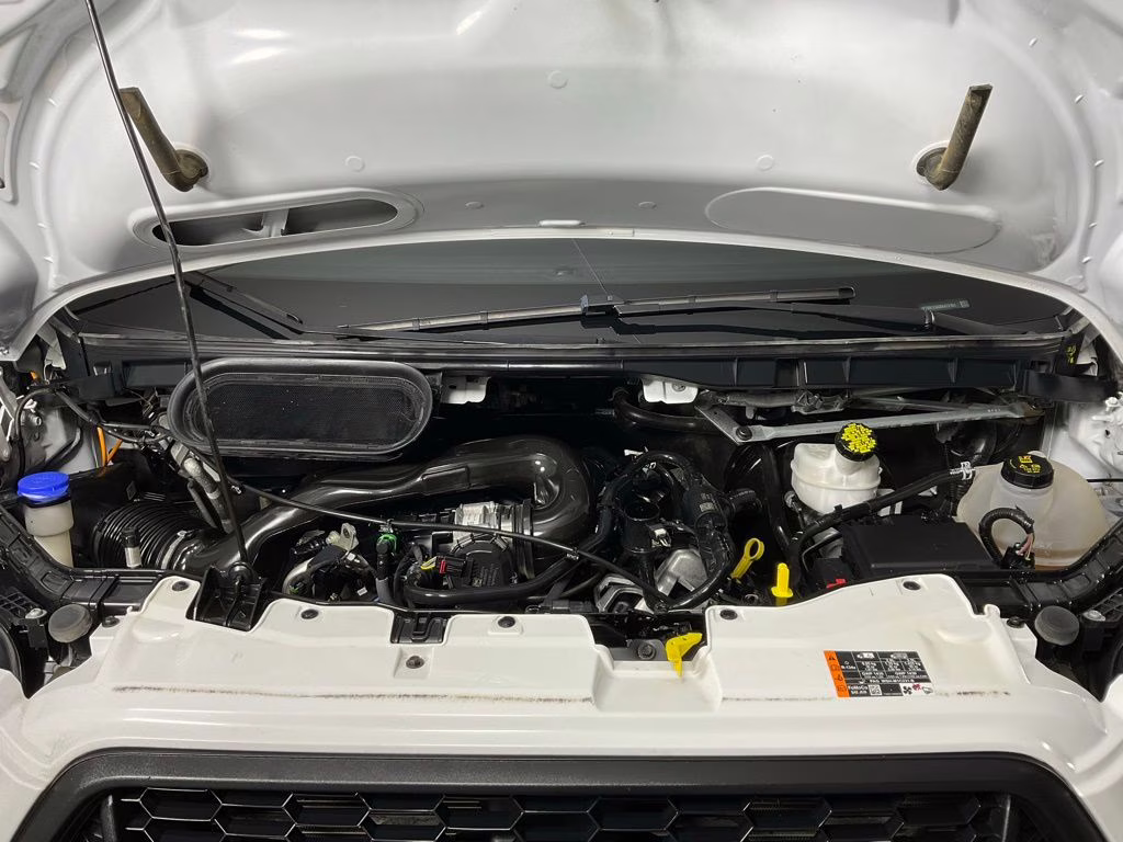 2024 Oxford White Ford Transit-250 MEDIUM ROOF 148'' WHEEL BASE RWD Van