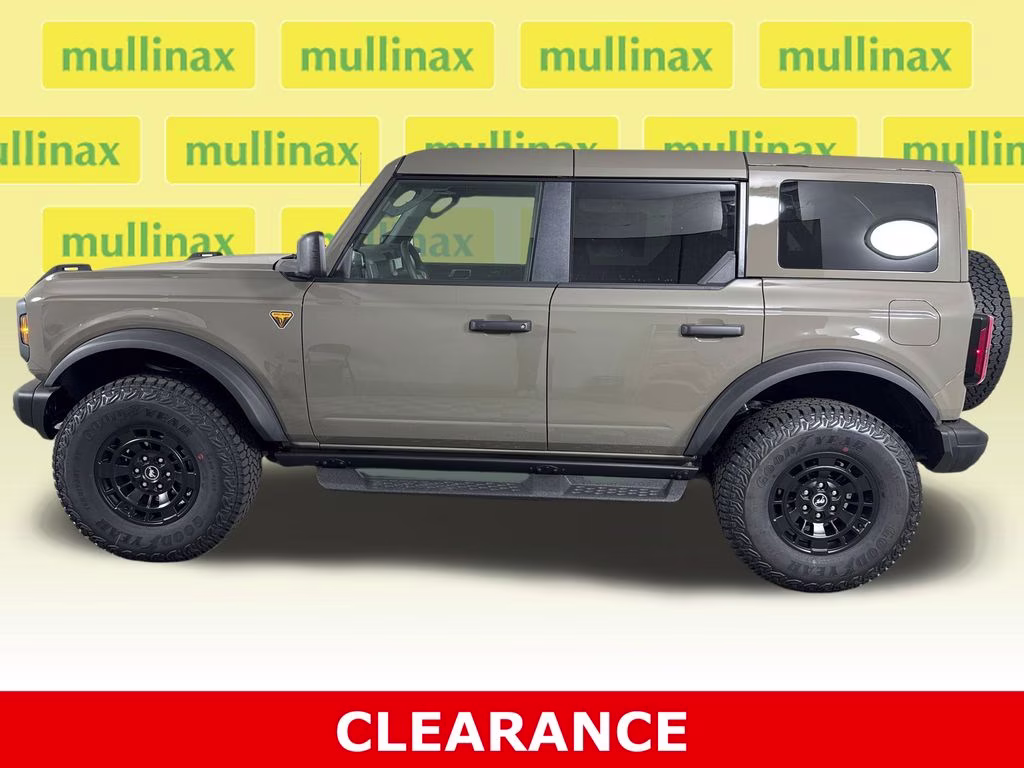 2026 Marsh Gray Ford Bronco Badlands 4X4 SUV