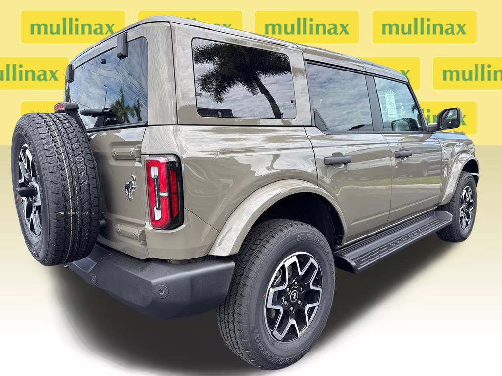 2026 Marsh Gray Ford Bronco Outer Banks 4X4 SUV